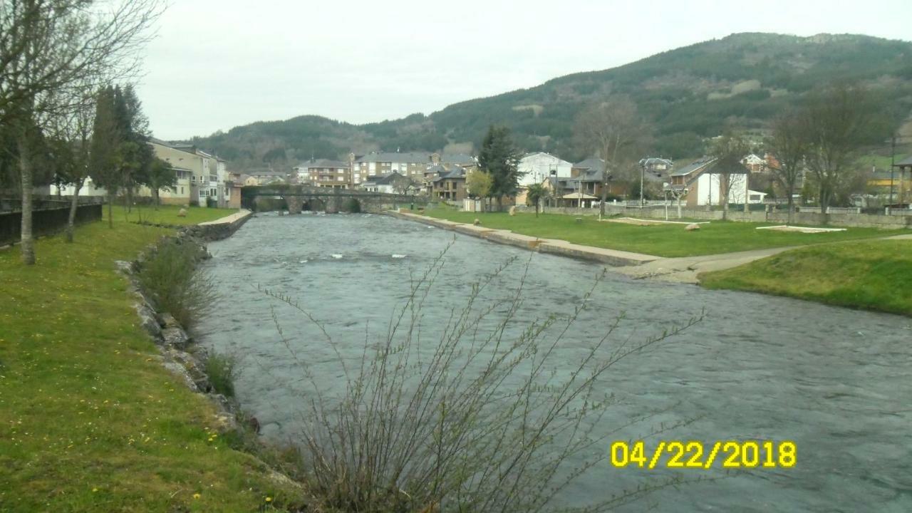 Casa Los Ancares Vega De Espinareda Екстер'єр фото